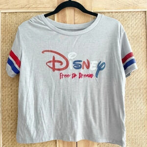 Disney Free to Dream Crop T-Shirt Size Large America  Embroidered 4th of July